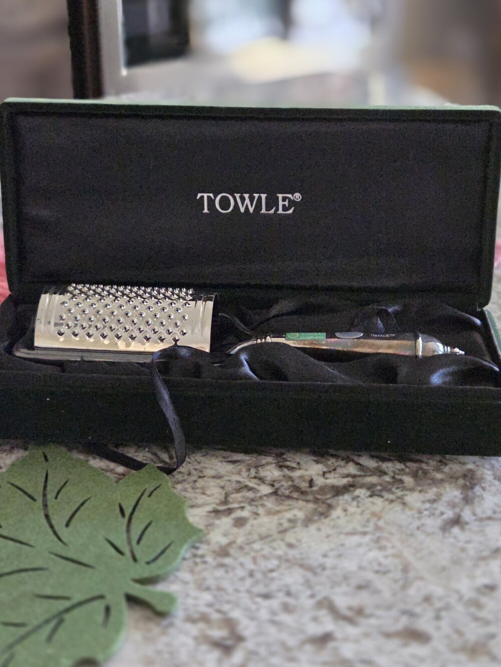 Towle Silverplate and Stainless Steel Handheld Cheese Grater Green Velvet Box
